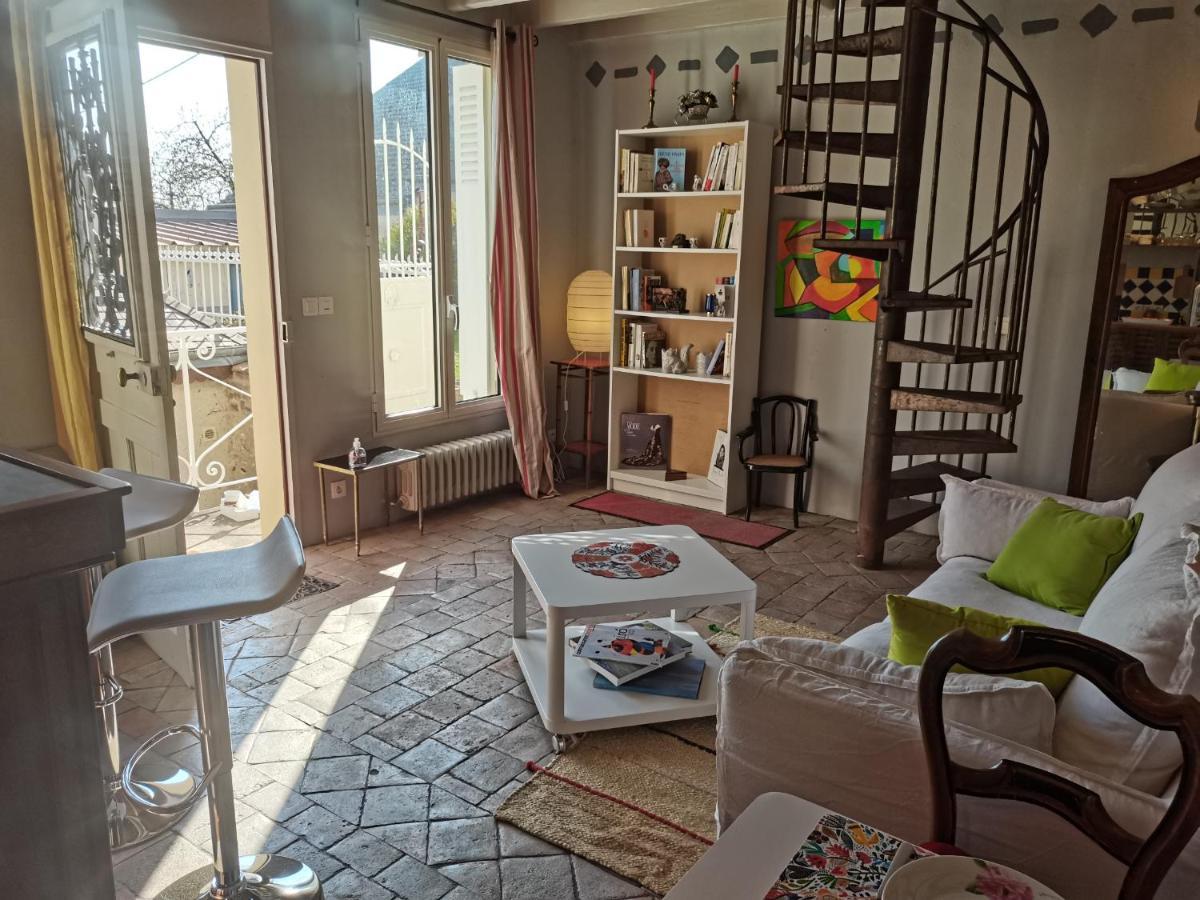 Charmant Gite Duplex Du Bon Accueil Troo ภายนอก รูปภาพ
