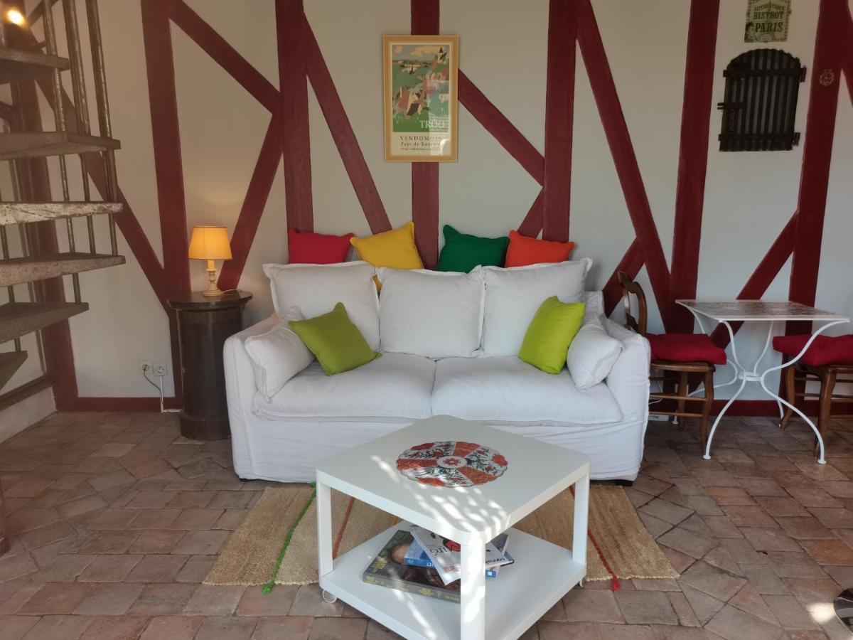 Charmant Gite Duplex Du Bon Accueil Troo ภายนอก รูปภาพ